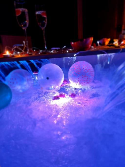 Appartement Royal Jacuzzi De Gamme Centre *